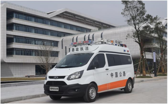 與疫情賽跑！“六合造”救護(hù)車奔赴抗疫一線